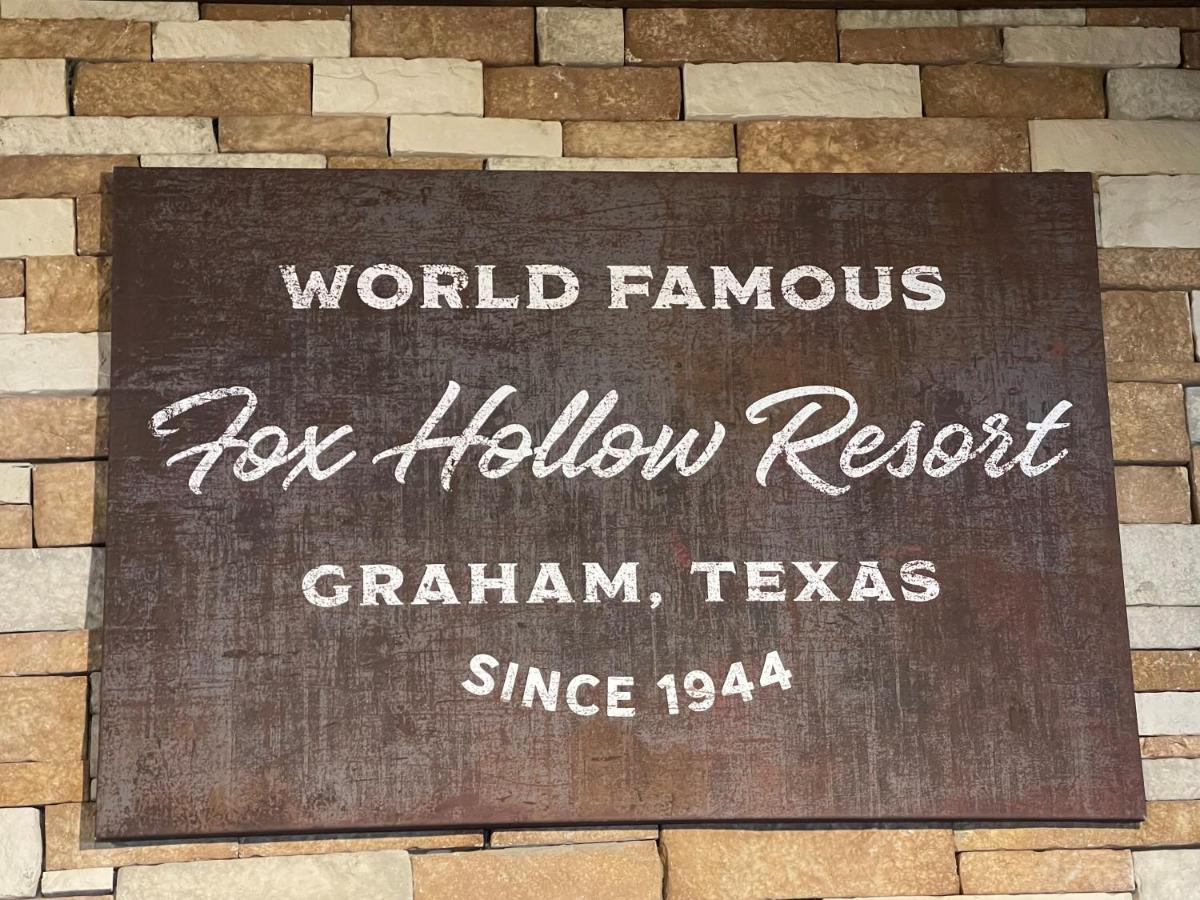 Fox Hollow Resort Graham Экстерьер фото